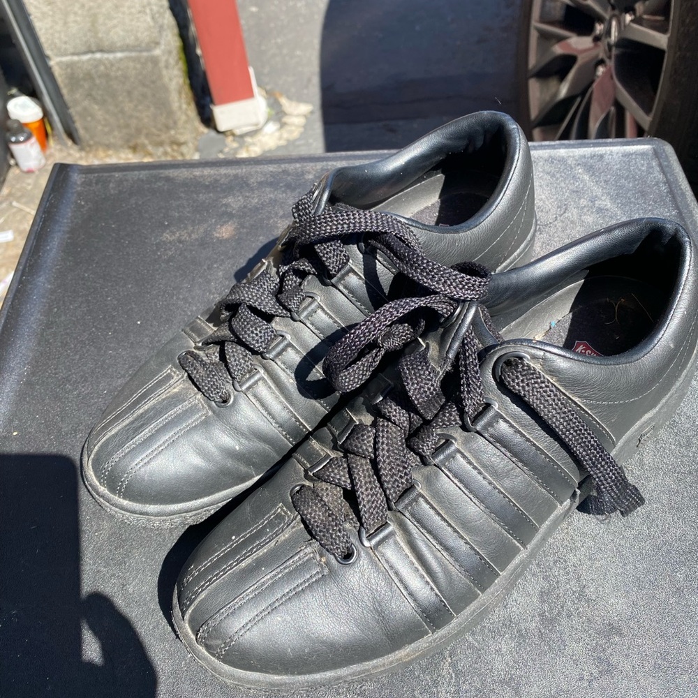 K-Swiss 9001002 Low Classic VN Womens Black Leather Athletic Sneakers SZ 9